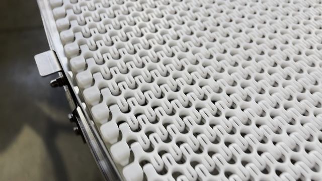 Поворотный конвейер для булочек под френч-доги