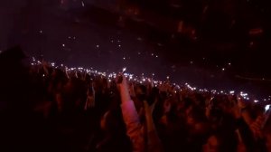 Бонд с кнопкой Хоровод фильм концерт