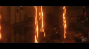 Видео как на Клер с Франклином в бункере напал барионикс момент из фильма