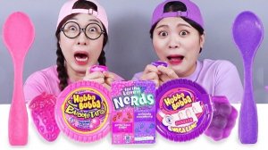 Розовое желе против фиолетового желеобразного продукта Вызов