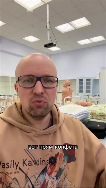 Что случилось в Далласе, остаётся в Далласе. Но что, если прошлое не даёт нам покоя, постоянно во...