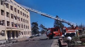 ‼️🇷🇺🇺🇦 Враг атаковал здание Администрации в Старобельске ЛНР

▪️