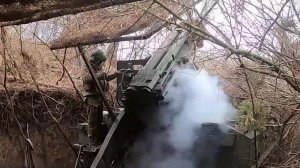 В Запорожской области российские артиллеристы нанесли удар по вражеским позициям.