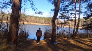 ЖИЗНЬ В СЕЛЕ:часть 2/ВЕРБНОЕ ВОСКРЕСЕНЬЕ/ОЗЕРО, ЛЕБЕДИ