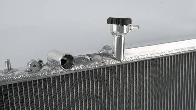 Радиатор алюминиевый Mazda6 26 мм AT AJS