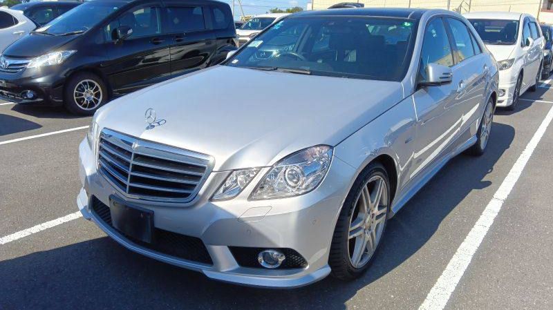 В продаже Mercedes-Benz E250 Gray обзор | 1.8 турбо, 204 л.с., 7G-Tronic | Всего 670 тыс. рублей!