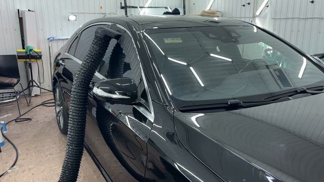 Забыли мокрую тряпку в багажнике