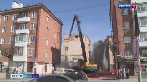 В Смоленске начался демонтаж «дома с овальным окном»