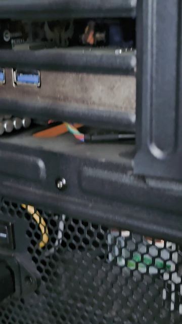 GPU-рендер на GTX 780Ti с 700-ваттным БП.