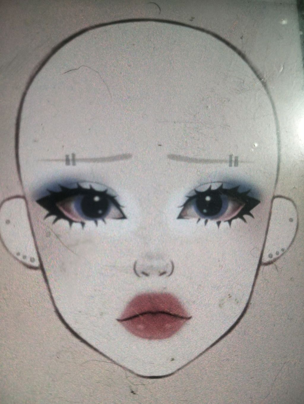 делаю макияж