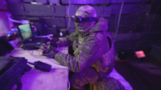 Помоги приблизить Победу - поступай в войска беспилотных систем.