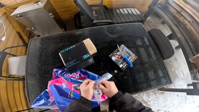 Страус нападает ! Крутой подарок ! Что делать буду ? ХУТОР В ЛЕСУ 992