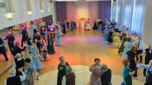 Фигурный вальс