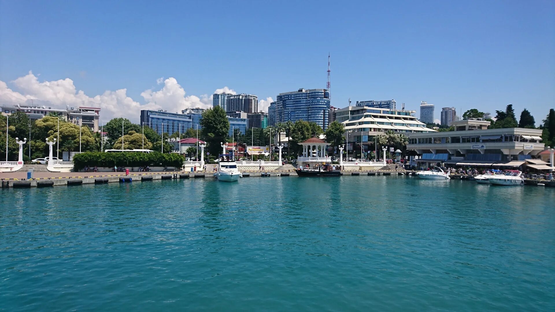 KISS ME - MISDIRECTION - СПОКОЙНАЯ