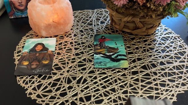 Изменит ли он то что обещал🕺🔮✨Расклад по вариантам