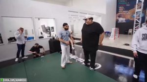 😄Арман продолжает кошмарить зарубежных фриков!