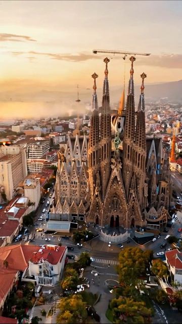 Саграда Фамилия: архитектурное чудо Барселоны #Барселона #архитектура #СаградаФамилия