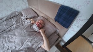 Пока муж КАЙФУЕТ в кроватке, я БЕШУСЬ! Кажется у меня ПРОБЛЕМЫ с головой! Как БЫТЬ? Болталка Влог