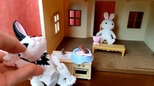 кормим клиентов г***** 1 часть.