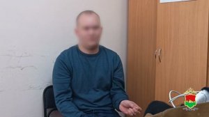 В Брянске полицейские задержали межрегионального курьера аферистов и вернули мужчине 5 млн рублей