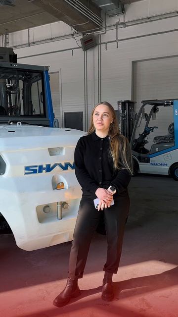 Кто лучше разбирается в вилочных погрузчиках — мужчины или женщины?