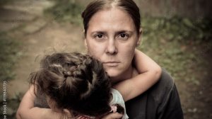 ПРОИГРАЛА СУД БЕЗДОМНАЯ С МЛАДЕНЦЕМ .ГОЛОС ЦЫГАНКИ ИЗМЕНИЛ ВСЁ.