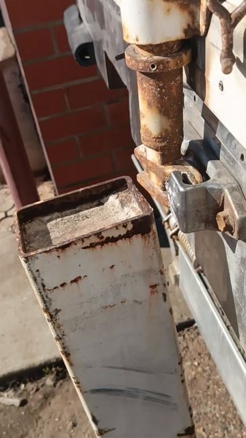 Как паркуются профессиональные водители старой школы.