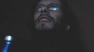 Пою песню Three Days Grace - In Waves. Душевная боль от потери.