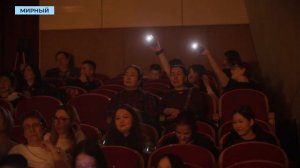 В Пять лет – пять языков: мирнинский коллектив «Войс Мир» отметил юбилей мультикультурным концертом