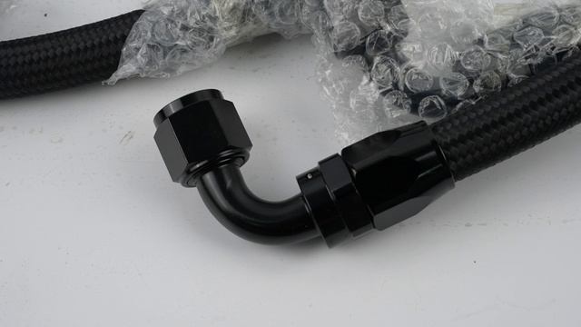 Масляный радиатор BMW E82 E88 E90 E91 E92 комплект (черный)