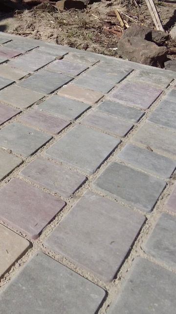 Не покупай вибролитую тротуарную плитку, пока не посмотришь это видео!