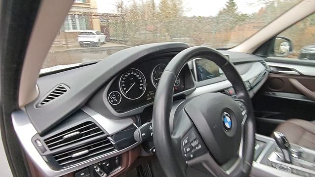 В продаже BMW X5 F15