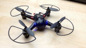 Прислали Прикольный мини квадрокоптер! Тестирую на улице!