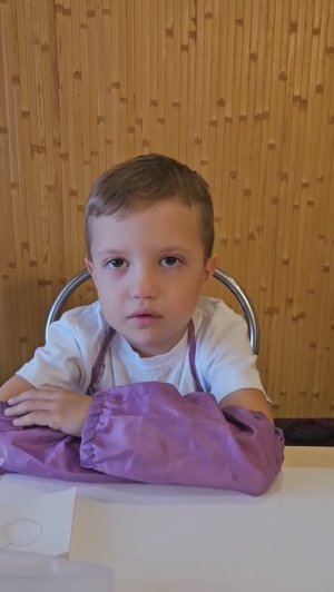 Конкурс "Крымский вундеркинд - 2026", Лука С., 6 лет, "Нежный букет"