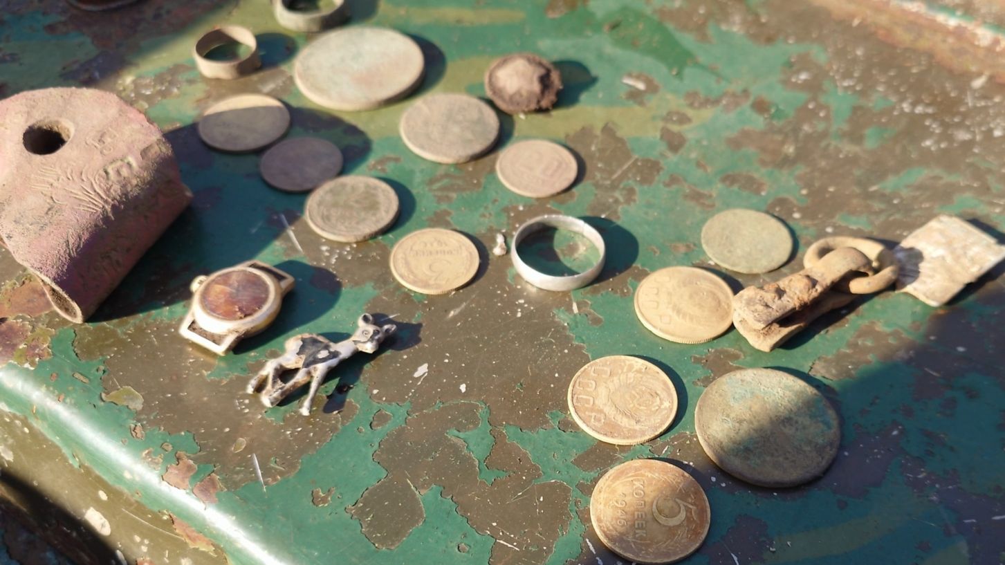 Мы копали как могли)))