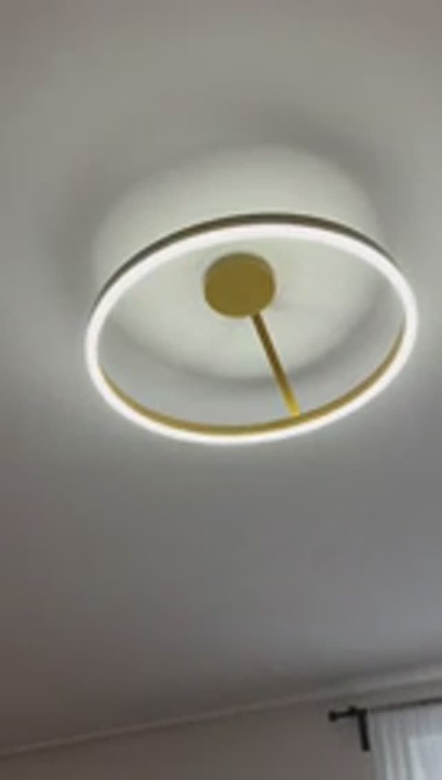 Золотая кольцевая люстра🌟