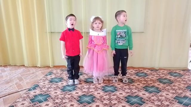 "Ах, какая мама!", Исполняет: Ансамбль "Солнышко", 5 лет