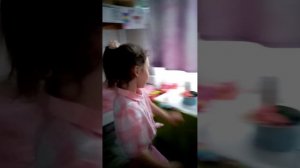 Лида спосается от криппера ааааааааааааааааааа!!!