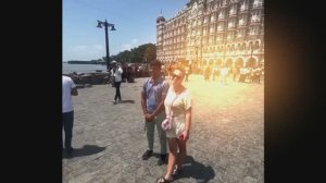 А так Наталья Фриске и ее муж совмещают приятное с полезным: путешествуют по Индии