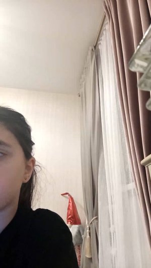 играю в роблокс!!!