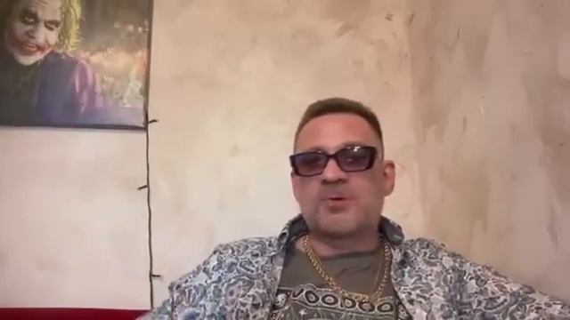 Есть бабки = есть телки