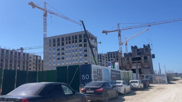 Анапа. 6 апреля. Стройка.