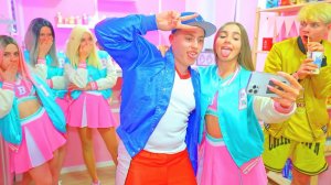 ДИАНА и РОМЕО СТАЛИ ЛП 🙈!! СМАЙЛ НЕ ВЕРИТ В ДУЖБУ МЕЖДУ ПАРНЕМ И ДЕВУШКОЙ😱!! ЛЮБОВЬ🥰?