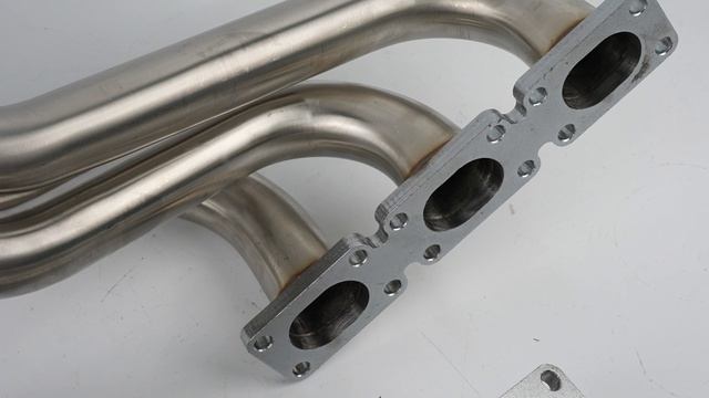 Выпускной коллектор BMW E39 E46 2.5 2.8 3.0 01-06