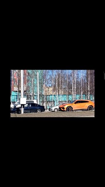 увидели Lamborghini в Сургуте чтооооо!!!!!! подписывайтесь