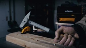 Слесарный цельнокованый молоток Inforce 500 г 06-16-13