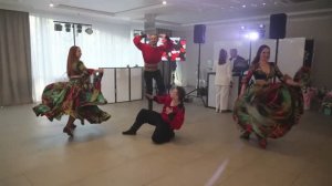 Зажигательный Цыганский танец на свадьбе. Шоу балет ЦРУ
