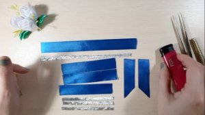 Бутоньерка с розами из лент