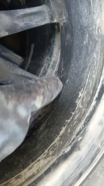 Шиномонтажные реалии - доп работы необходимые на старых колесных дисках.