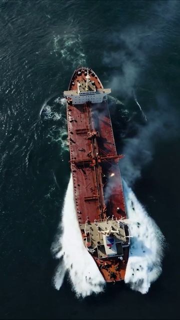 Уходящий корабль: Последствия бездействия #разрушение #экология #безнадежность